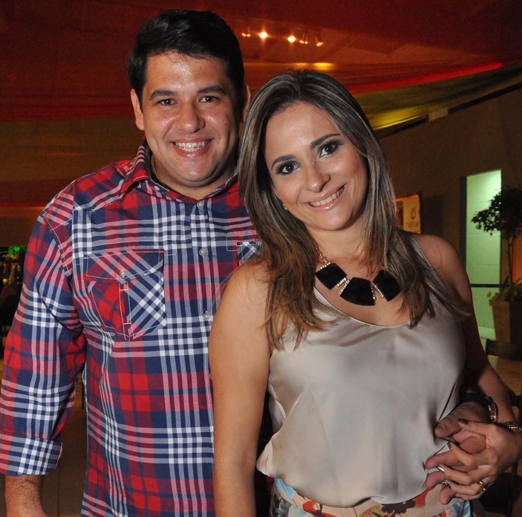 O casal Thiago e Lana Lagos (Crédito: Divulgação)