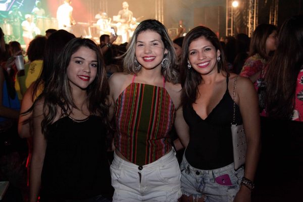 Ianca_Coutinho_Beatriz_Pontes_Juliana_Almeida_Foto_de_Vito_Sormany_Moove_Comunicação