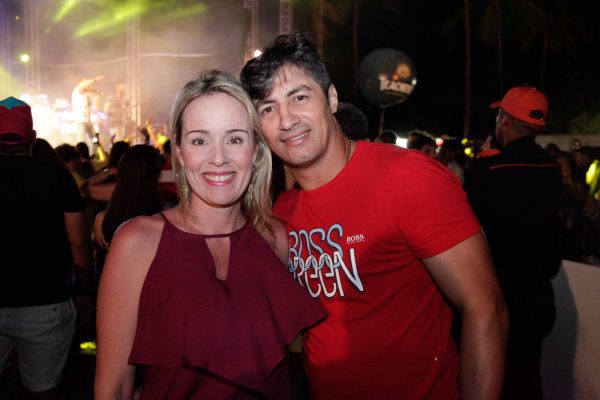Renata_Siqueira_Adriano_Teixeira_Foto_de_Vito_Sormany_Moove_Comunicação