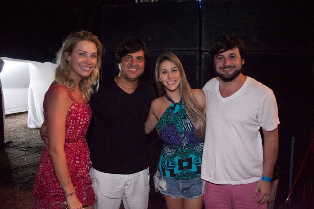 Manoela Furtado, Bruno Rêgo, Maria Eduarda Lobo e Rodrigo Carvalheira marcaram presença (Crédito: Vito Sormany)