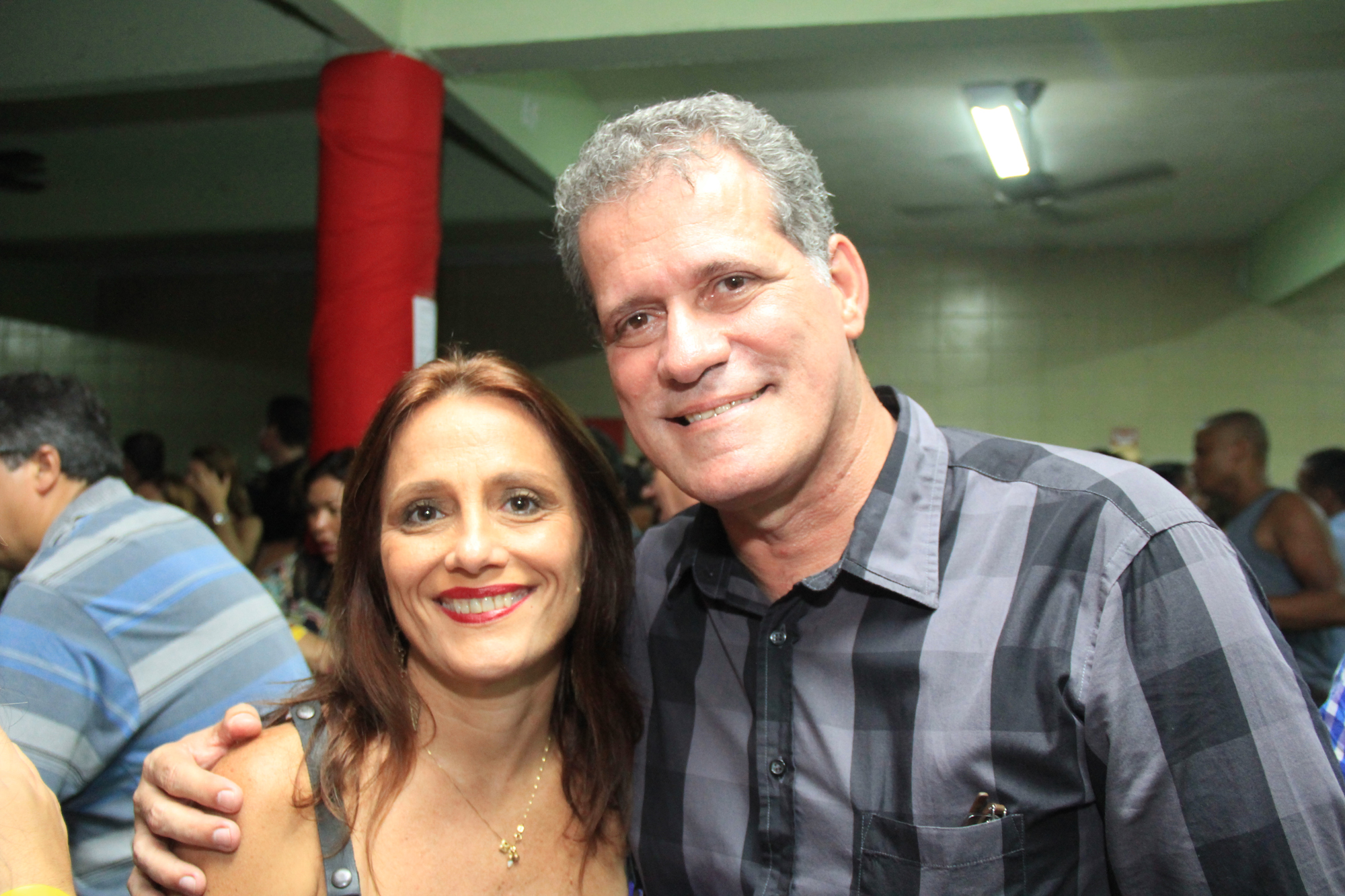 Nilton Mota e esposa (Crédito: Luiz Fabiano)