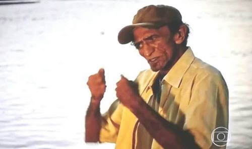 Sebá interpretando um pescador (Crédito: Divulgação)