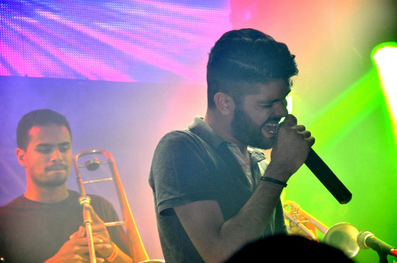 Israel no palco (Crédito: Cristiano Britto)