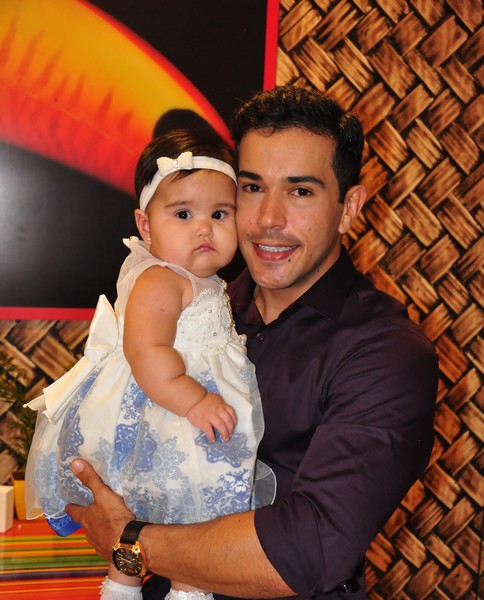 Leandro com a sobrinha, a pequena Lara (Crédito: Cristiano Britto)