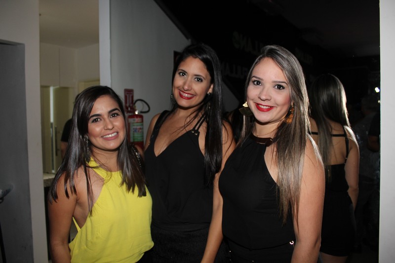 Milena Braga, Natalia Braga e Antonieta Figueiredo  (Crédito: Juelayne Gondim)
