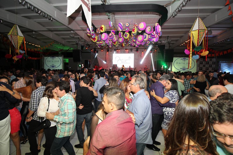 Os casais não perderam tempo  (Crédito: Cristiano Britto)