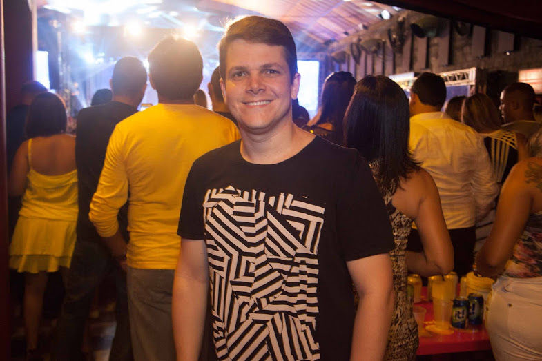 Luciano Rêgo deu o ar da graça no evento (Crédito: Vito Sormany)