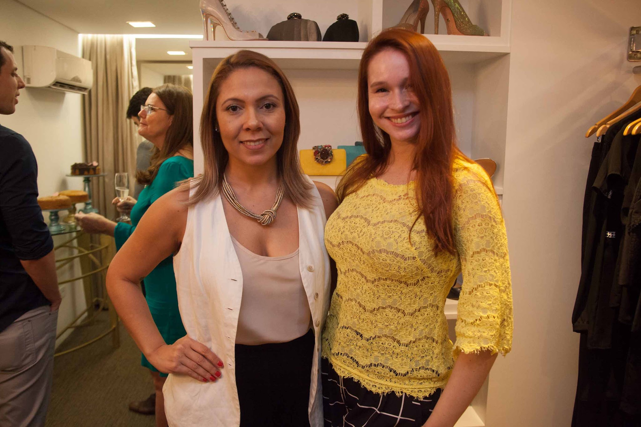 Corina Simões e Aline Fav (Crédito: Vito Sormany)
