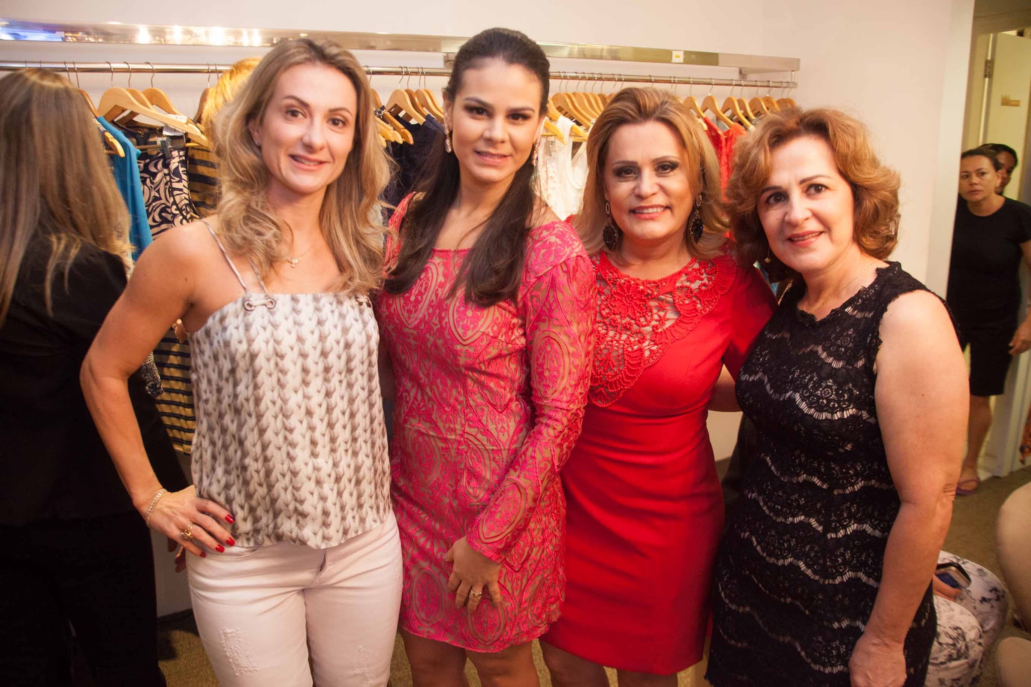 Fabiana Farias, Nataly Carvalho, Nizeuda Meira e Geusa Souza (Crédito: Vito Sormany)