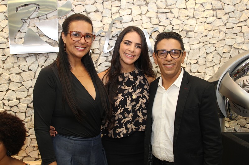 Socorro Oliveira, Karla Oliveira e Carlos Lima (Crédito: Cristiano Britto)