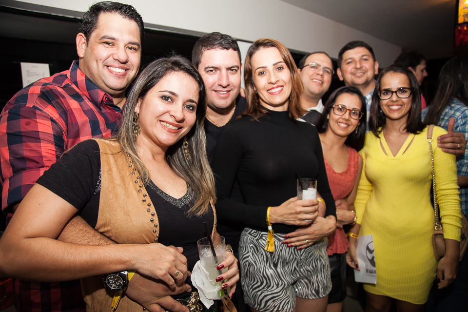 Thiago e Lana Lagos com Érico, Luciana, Murilo, Luana, Adilson e Laís  (Crédito: Jorge Farias)