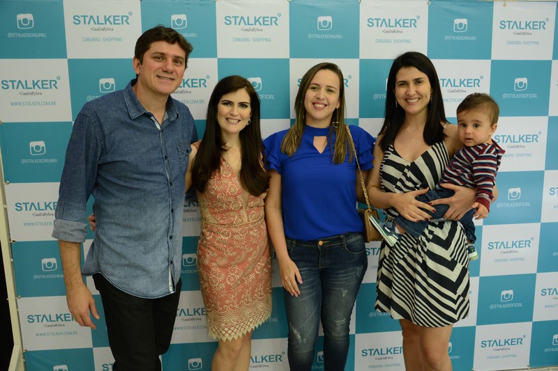 Emiliano e Ivana Novais, Yvana Quental, Iana Lícia e o pequeno Vinícius Caroca. Crédito: André Torres