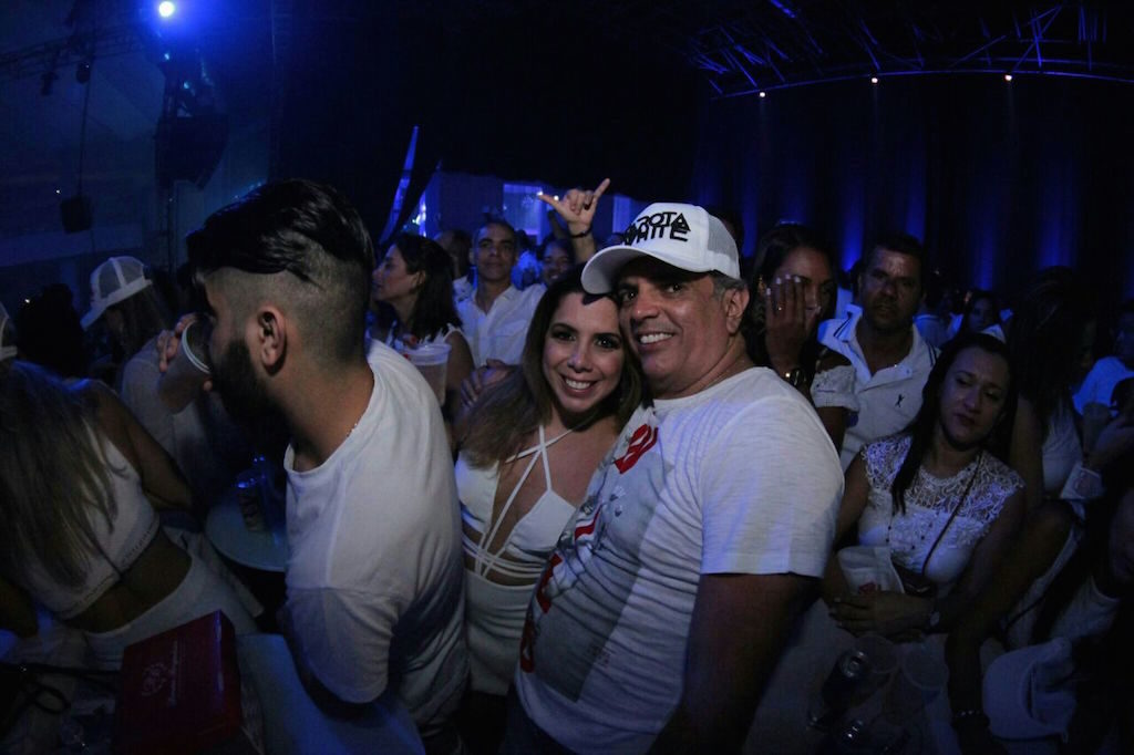 Carlitos Asfora e a filha (Crédito: Luiz Fabiano)