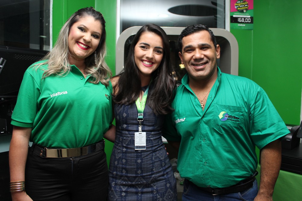 Amanda Rocha, Nara Quaresma e Emerson França (Crédito: Juelayne Gondim)