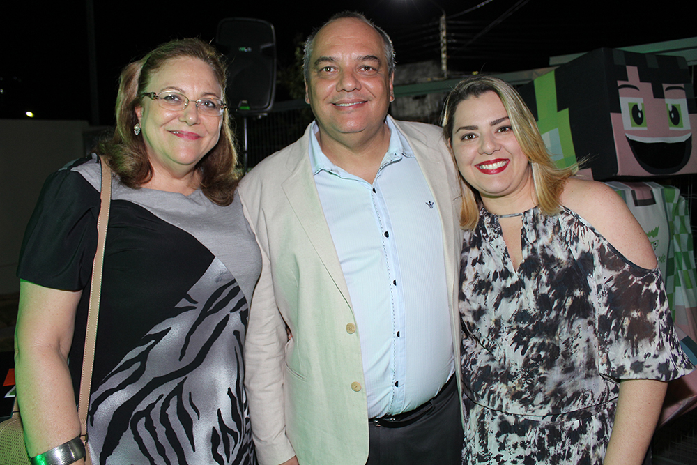 Leilane Tavares, André Dardenne e Rafaela Menezes (Crédito: Juelayne Gondim)