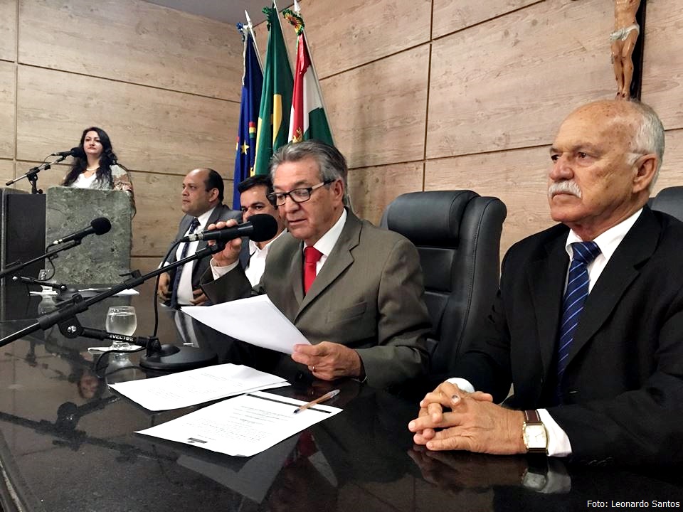 Presidente da Câmara empossa equipe de assessoramento e consultoria da administração (Crédito: Leonardo Santos)