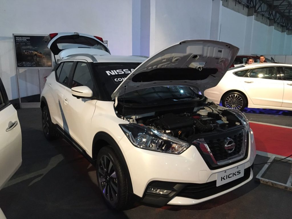 A Nissan também está presente no espaço  (Crédito: Thiago Lagos)