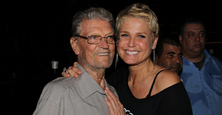 Xuxa e o pai (Crédito: Divulgação)