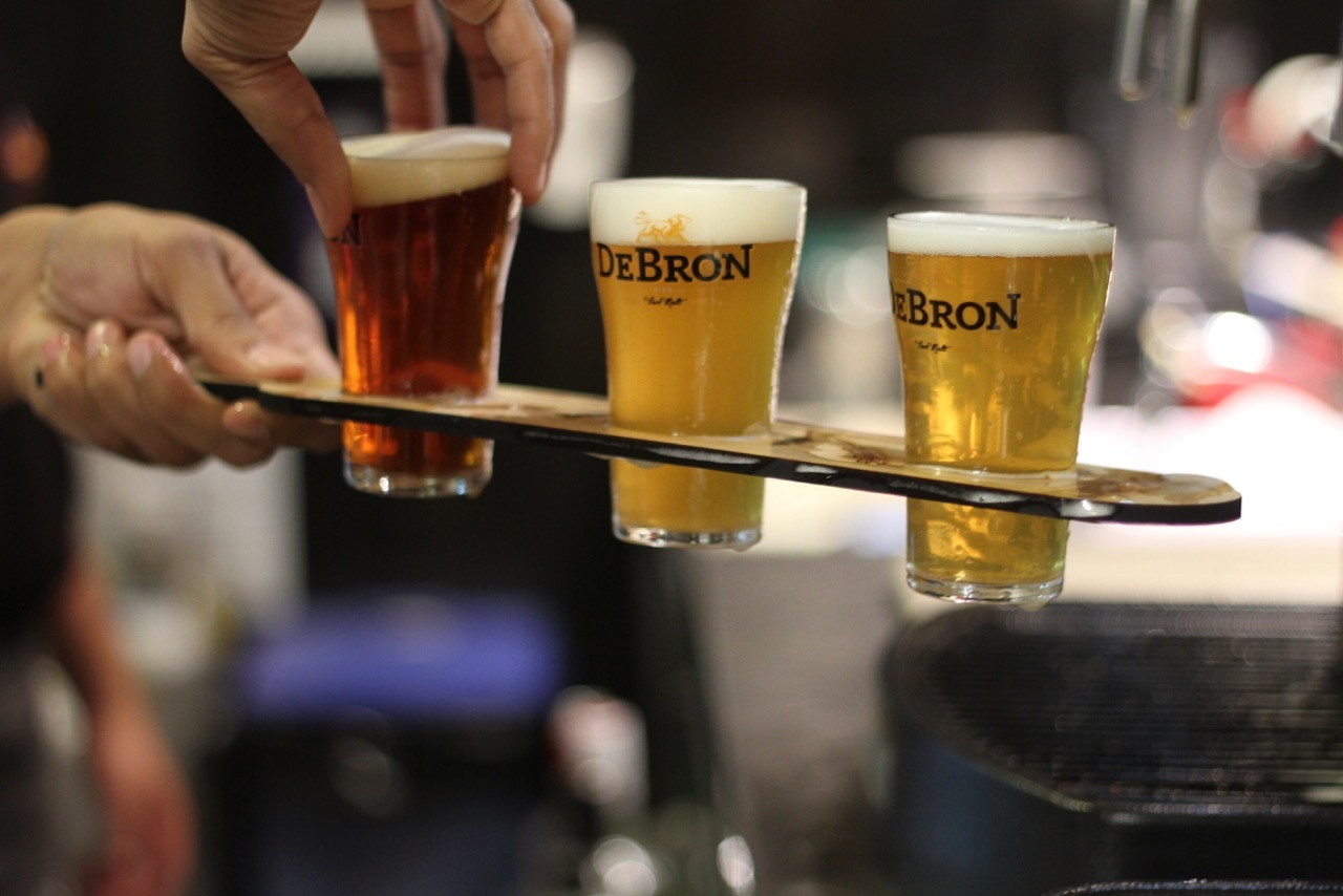 Cerveja com espuma: bom ou ruim?