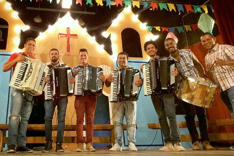 Forrozeiro caruaruense Sebastian Silva fará apresentação na Angola