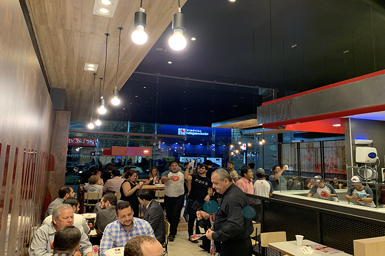 Caruaru recebeu a franquia da Pizza Hut em uma noite especial de lançamento
