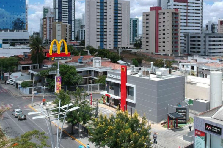 Drive Thru da McDonald’s Caruaru estende horário de funcionamento