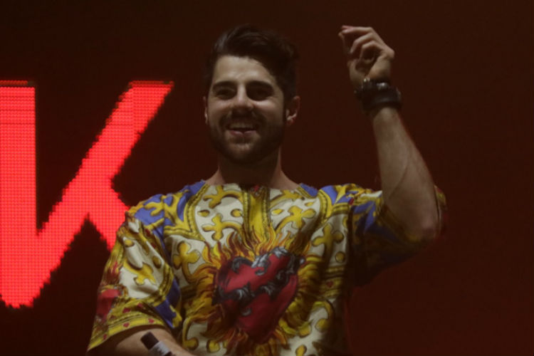 Alok atrai multidão em seu terceiro show no São João de Caruaru