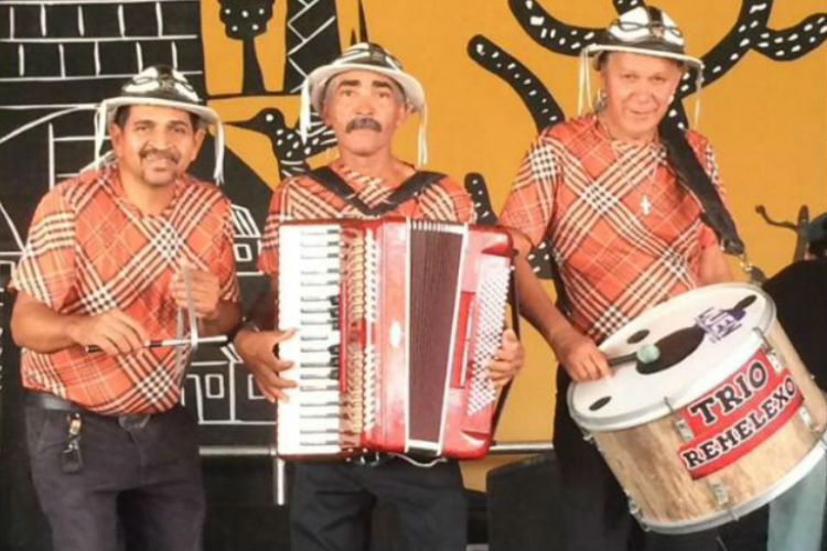 Trio Remelexo anima ‘Revivendo o São João’ no Sesc Caruaru