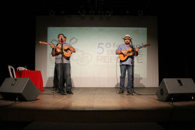 9º Festival de Violeiros Sexta de Repente acontece em Caruaru