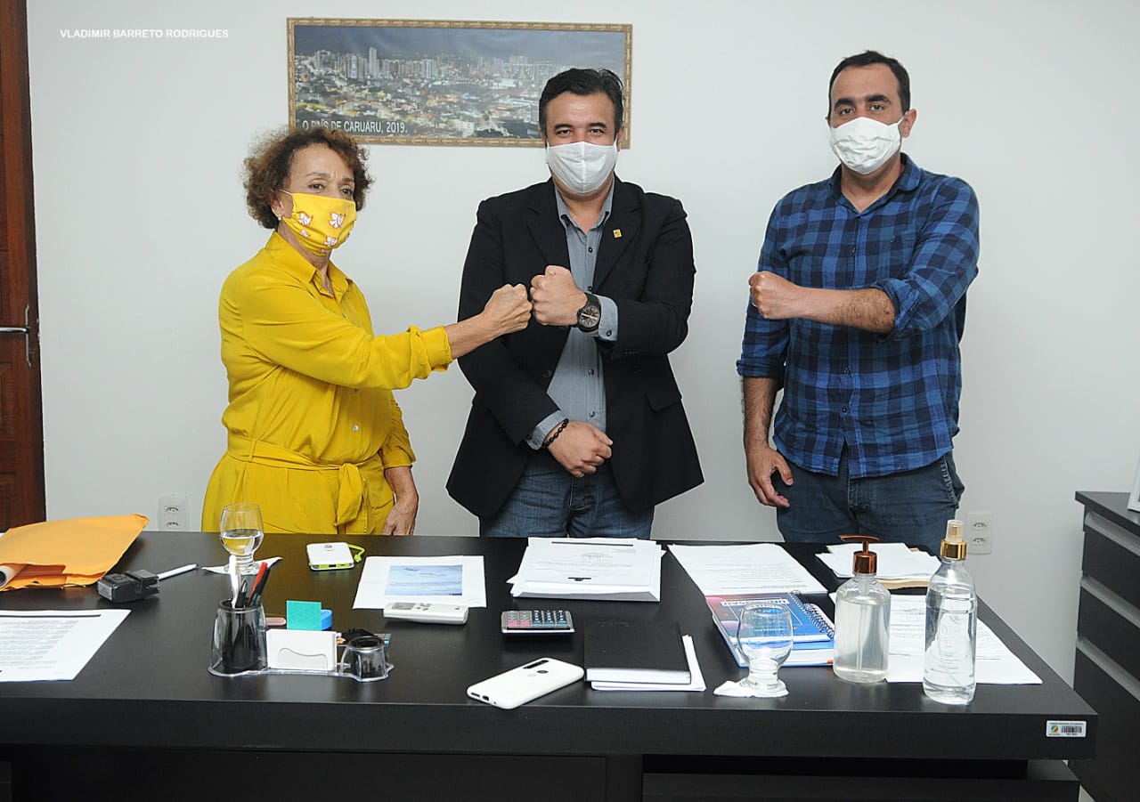 Laura Gomes visitou Bruno Lambreta na Câmara Municipal