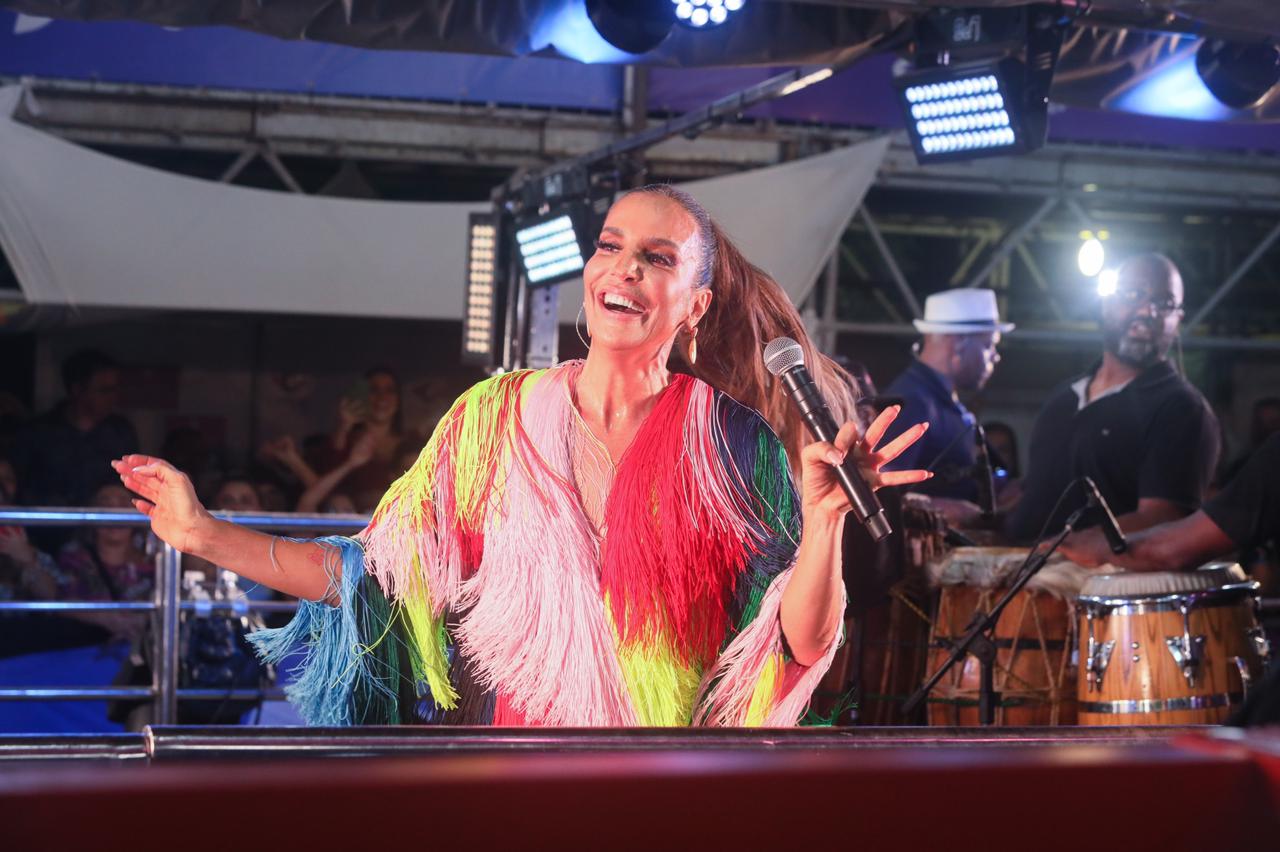 Fortal, carnaval fora de época, agitou Fortaleza neste fim de semana