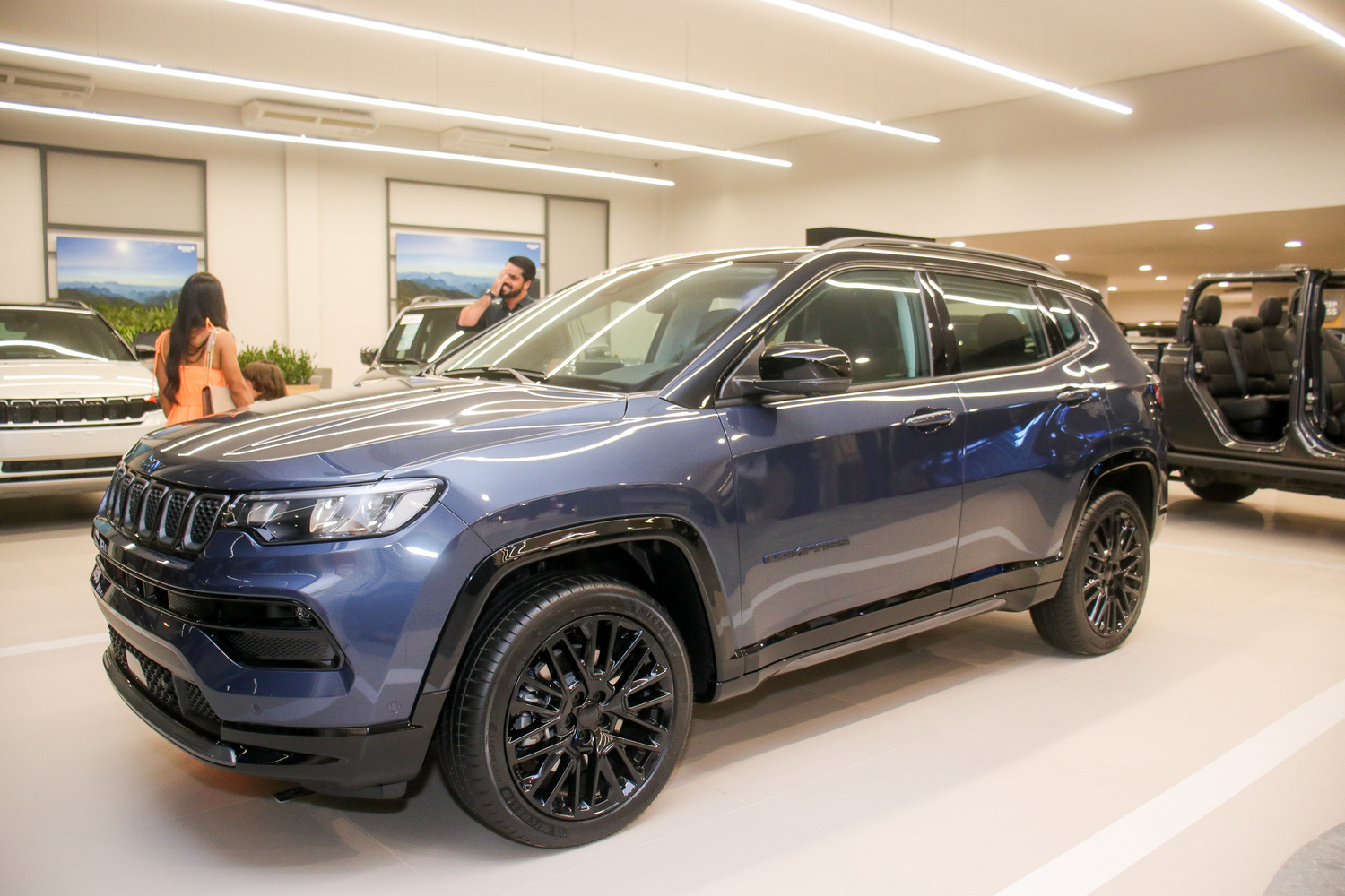 Concessionária Bari Jeep e Bari Ram reinauguram em Caruaru com modernidade e novos lançamentos