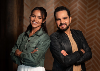 Luciano Camargo e Julia Vitória se unem em releitura de clássico da música cristã