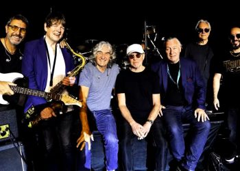 Em turnê na América Latina, Dire Straits Legacy confirma show no Recife