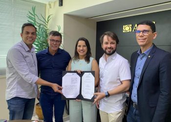 Na Acic, governadora Raquel Lyra anuncia investimentos para o Distrito Industrial de Caruaru