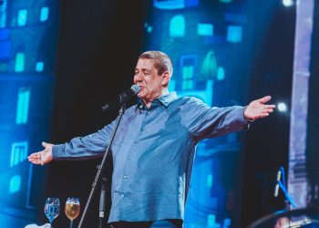 Turnê que celebra 40 anos de carreira de Zeca Pagodinho chega ao Classic Hall neste sábado