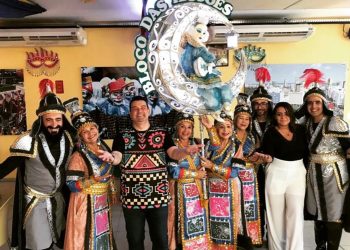 André Rio e Bloco das Ilusões comemoram aniversário na sede do Galo da Madrugada