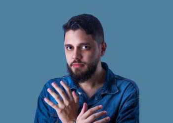 Humorista Renato Bartolomeu estreia talk show no Youtube