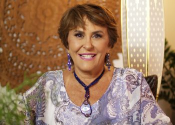 Marcia Sensitiva faz palestra no Recife com dicas para prosperar e se proteger em 2025