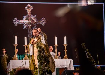 Com Padre Arlindo, Tamandaré vive dia de fé, música e transformação social