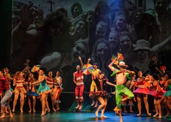 “CAPIBA, pelas ruas eu vou” volta ao Teatro RioMar Recife