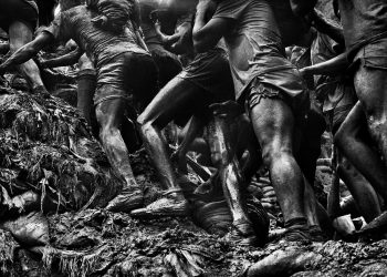 Exposição “Gold – Mina de Ouro Serra Pelada” chega à CAIXA Cultural Recife