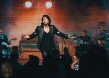 Roberta Miranda chega ao Recife, dia 09 de maio, com seu novo show, Infinito, no Teatro Guararapes.