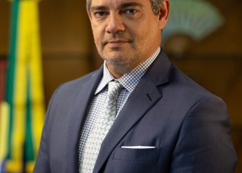 Para discutir o cenário econômico global, a FIEPE traz o economista Marcos Troyjo, ex-presidente do banco do BRICS