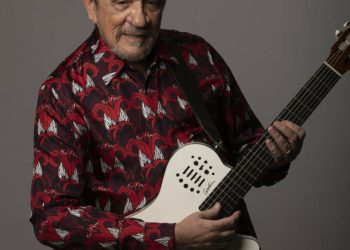 Zé Ramalho volta ao Classic Hall, em Olinda, com show recheados de sucessos, nesta sexta-feira