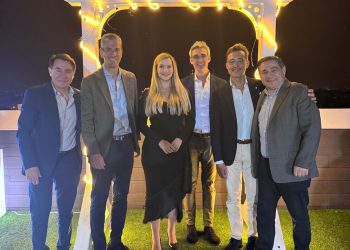 Empresária pernambucana visita maior fábrica de colchões do mundo na Espanha