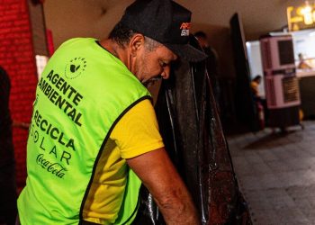 Aposta Ganha recebe certificado de reconhecimento e adesão pelo trabalho no São João Sustentável em Caruaru, Pernambuco