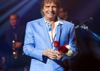 Roberto Carlos chega ao Recife com show “Eu Mereço Flores”, em outubro