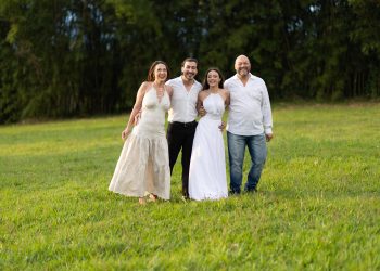 Maria Eduarda Bezerra celebra seus 15 anos em Caruaru