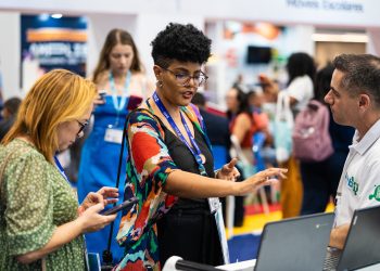 Inovações educacionais marcam a área de exposição da Jornada Bett Nordeste 2025